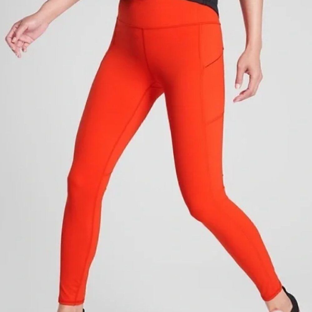 ATHLETA Contender Tight in Powerlift Red Size Small Tall